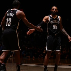  亚历山大准三双掌控节奏，雷霆末节发力擒下爵士